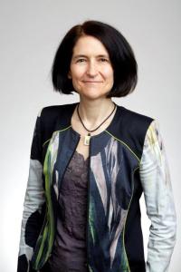 Claire_Craig_6948 headshot Aug 2016